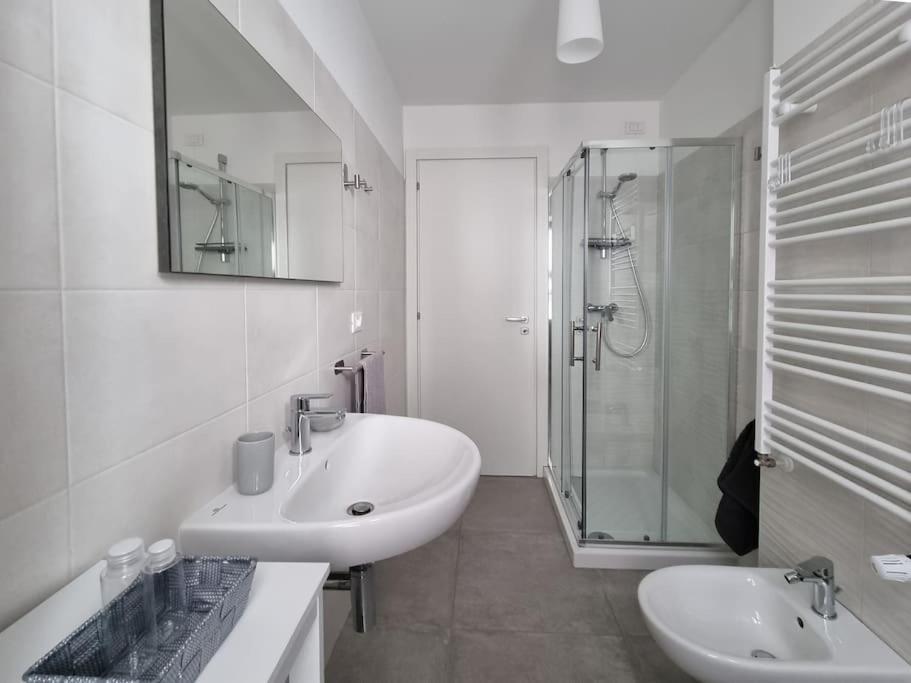 Casa Castello 63 Guest House LʼAquila المظهر الخارجي الصورة